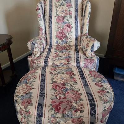LOT 3L: Broyhill Queen Anne Style Arm Chair with Matching Ottoman
