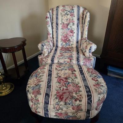 LOT 3L: Broyhill Queen Anne Style Arm Chair with Matching Ottoman