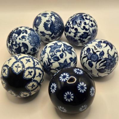 LOT 10L: Wicker Basket with Seven Blue and White Ceramic Decor Balls