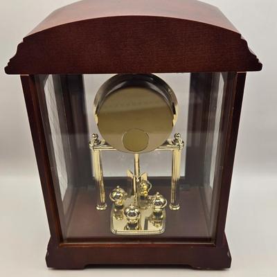LOT 11L: Bulova Mantle Clock