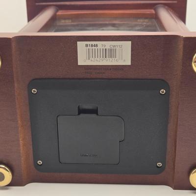 LOT 11L: Bulova Mantle Clock