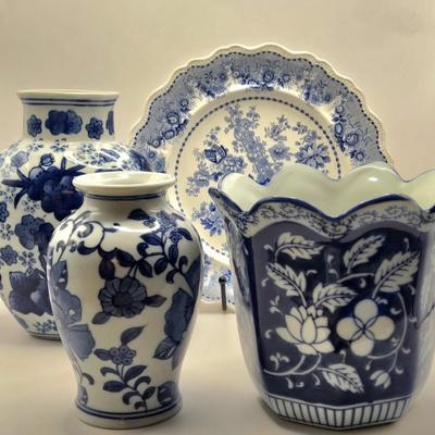 LOT 15L: Tuscan Rose Plate & Three Unknown Maker Vases