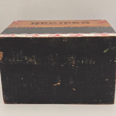 LOT 16L: Hand Painted Country Decor & Recipe Box
