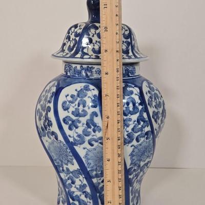 LOT 18L: Variety of Unknown Maker Vase, Plate, Plant Pot & Jar