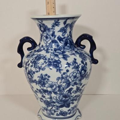 LOT 18L: Variety of Unknown Maker Vase, Plate, Plant Pot & Jar