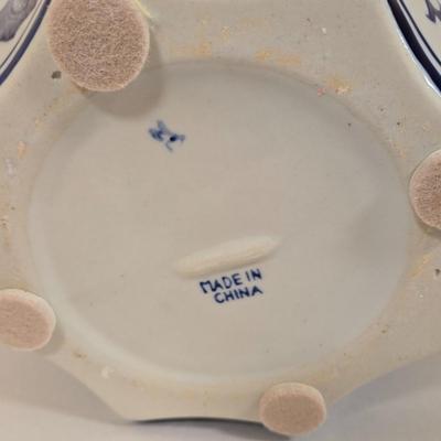 LOT 18L: Variety of Unknown Maker Vase, Plate, Plant Pot & Jar