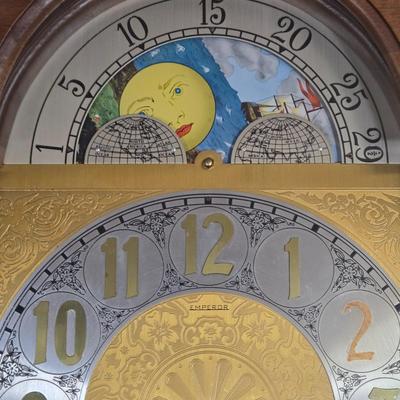 LOT 23L: Vintage Grandfather Clock