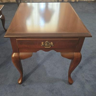 LOT 26L: Traditional Queen Anne Style Coffee Table & Two End Tables