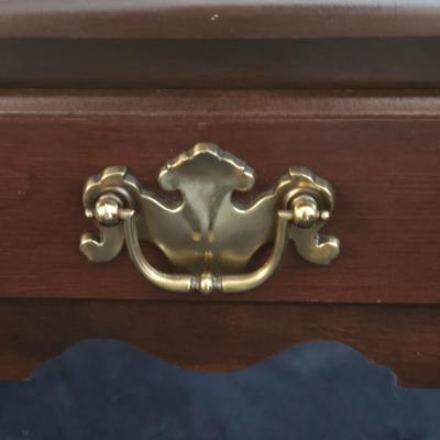 LOT 26L: Traditional Queen Anne Style Coffee Table & Two End Tables