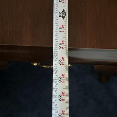 LOT 26L: Traditional Queen Anne Style Coffee Table & Two End Tables