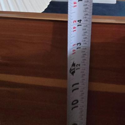 LOT 33L: Queen Anne Style Cedar Chest