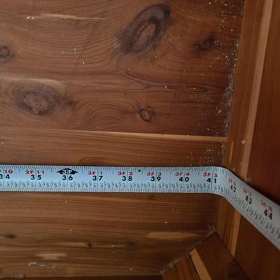 LOT 33L: Queen Anne Style Cedar Chest