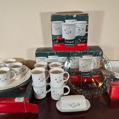 LOT 38D: Pfaltzgraff Winterberry Set of 12 Mugs, Platter, Glass Plate, Butter Dish, & Casserole Pan