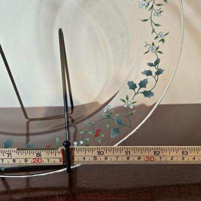 LOT 38D: Pfaltzgraff Winterberry Set of 12 Mugs, Platter, Glass Plate, Butter Dish, & Casserole Pan