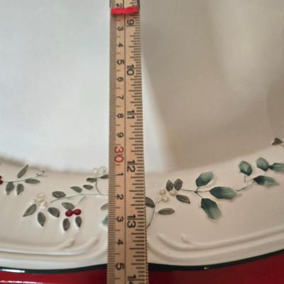 LOT 38D: Pfaltzgraff Winterberry Set of 12 Mugs, Platter, Glass Plate, Butter Dish, & Casserole Pan