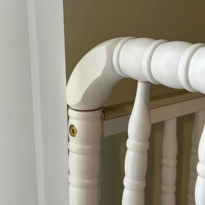 LOT 41A: Jenny Lind Crib M0391