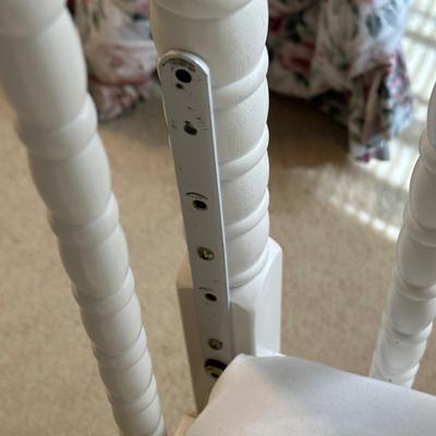 LOT 41A: Jenny Lind Crib M0391