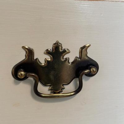 LOT 43A: Beautiful 6 Drawer Dresser