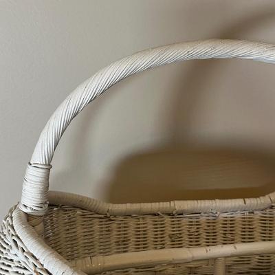 LOT 46B: White Wicker Vanity, Bench, Side Table & Basket Collection