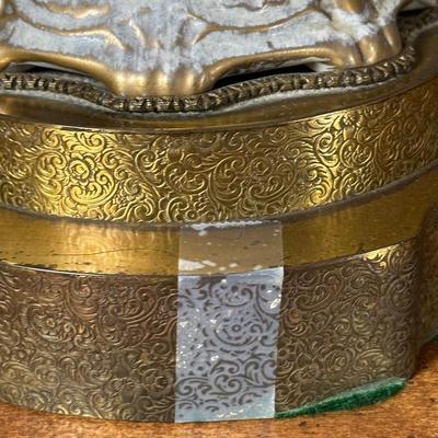 LOT 48B: Two Vintage Capodimonte Style Porcelain Table Lamps