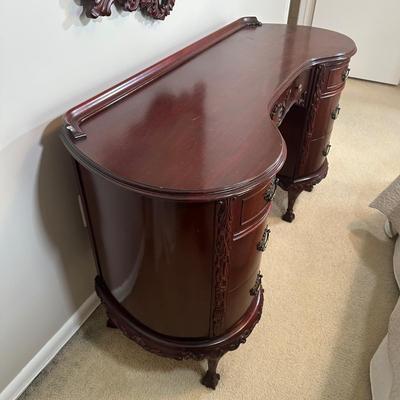 LOT 49C: Vintage Mahogany Vanity w/ French Louis XV Style Wall Mirror