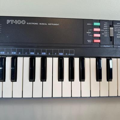 LOT 59A: Casio PT-100 Electric Keyboard