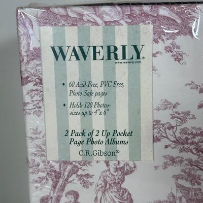 LOT 62A: Small Jewelry Ardmore w/ Neatnix Jewelry Star & More