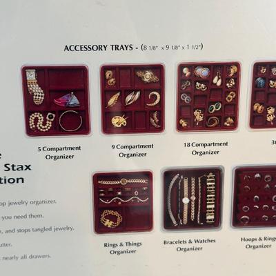 LOT 62A: Small Jewelry Ardmore w/ Neatnix Jewelry Star & More