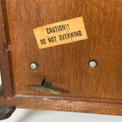 LOT 62A: Small Jewelry Ardmore w/ Neatnix Jewelry Star & More