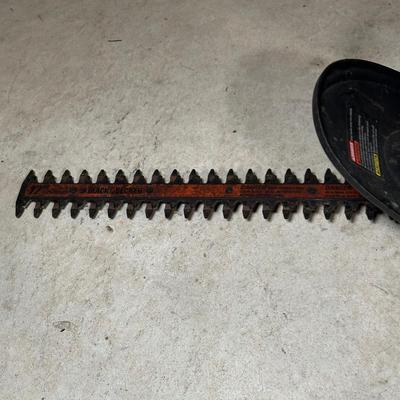 LOT 65G: Toro Super Blower & Black & Decker 17” Hedge Trimmer