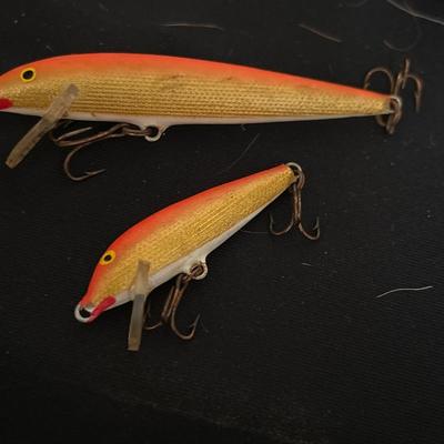 Vtg. Fishing lures & spinners