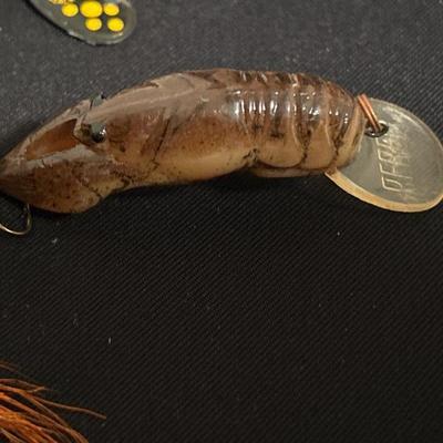 Vtg. Fishing lures & spinners