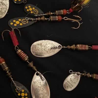 Vtg. Fishing lures & spinners