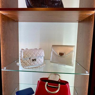 Handbag / Purse lot - E w/ Brahmin