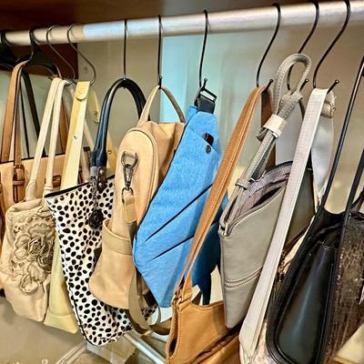 Handbag / Purse Lot - G