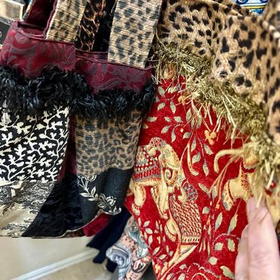 Handbag & Scarf / Purse lot - J