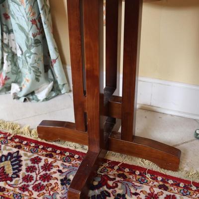 Wooden Drop Leaf Round Table