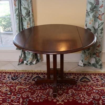 Wooden Drop Leaf Round Table