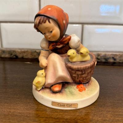 Vintage Hummel Chick Girl #57/0 - TMK-3