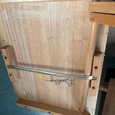 Set of Wooden TV Trays (L-MG)