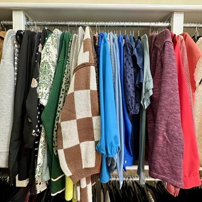 Women's Plus Size Clothes - Lot D (Lots are on single rods) Tops and Pants