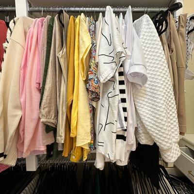 Women's Plus Size Clothes - Lot E (Lots are on single rods) XL- 3XL