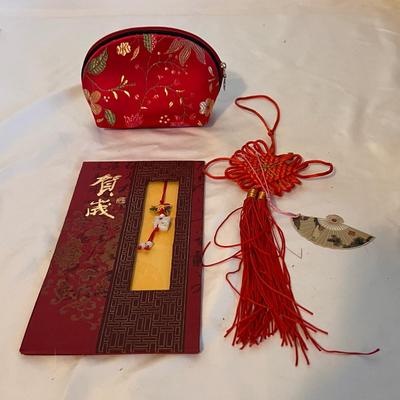 Peacock Parasol, Silk Wall Hanging & More Asian Decorative Items (B1-RG)