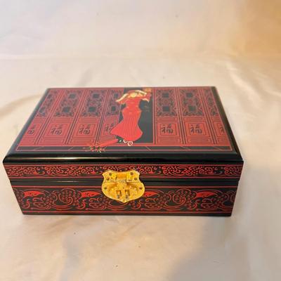 Peacock Parasol, Silk Wall Hanging & More Asian Decorative Items (B1-RG)