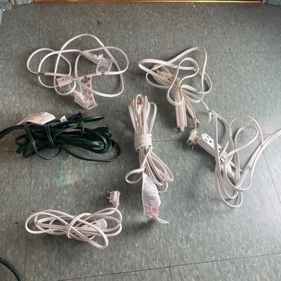 Indoor & Outdoor Extension Cords & Power Strips (L-MG)