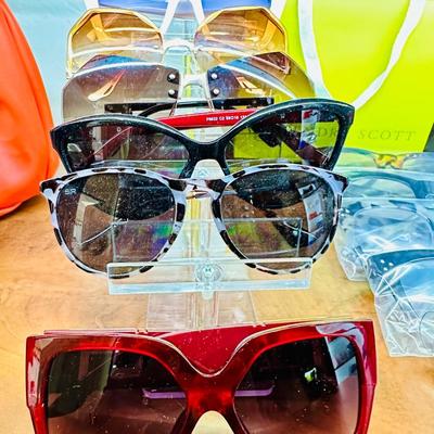 Sunglasses - Lot A -