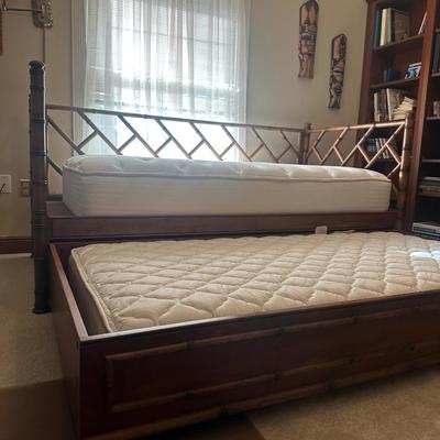 Bamboo Style Daybed with Trundle