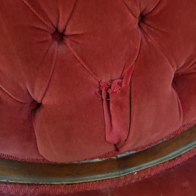 Tufted Red Victorian Parlor Sofa (LR-KD)
