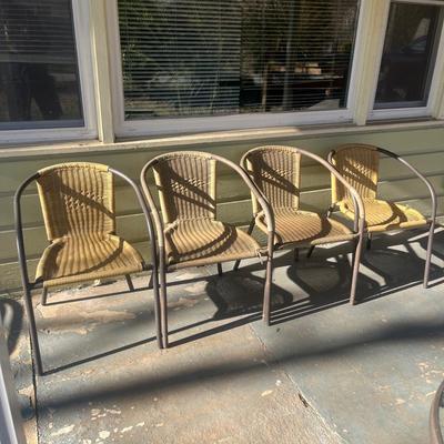 Glass Top Table & Wicker Chairs (Y-MG)