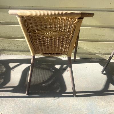 Glass Top Table & Wicker Chairs (Y-MG)